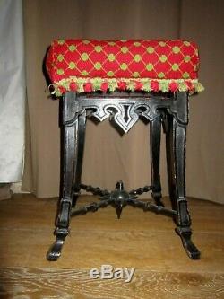 XIX Beau Tabouret Napoleon III Dessus Petit Points Antique French Chair