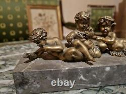 XIX ème s, groupe en bronze figurant des angelots