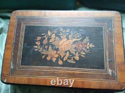 XIX ème siècle Napoléon III grande boîte à jeux grand coffret ancien précieux