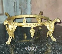 XIX ème support quadripode en bronze doré 4 griffons chimère