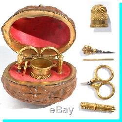 XIXè Ancien nécessaire de couture miniature Noix Ciseaux walnut tiny sewing set